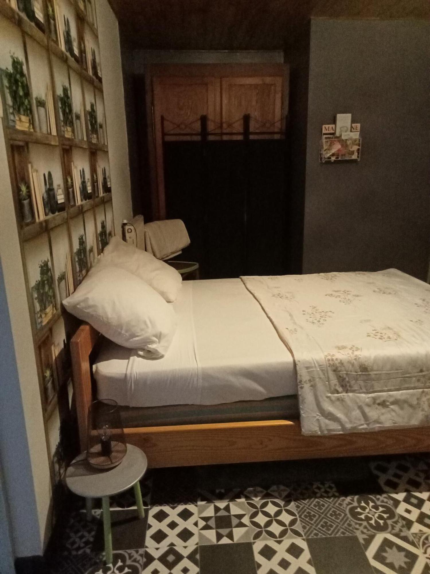 Le Repaire Des Ecureuils Bed & Breakfast Bourg-Argental Exterior photo